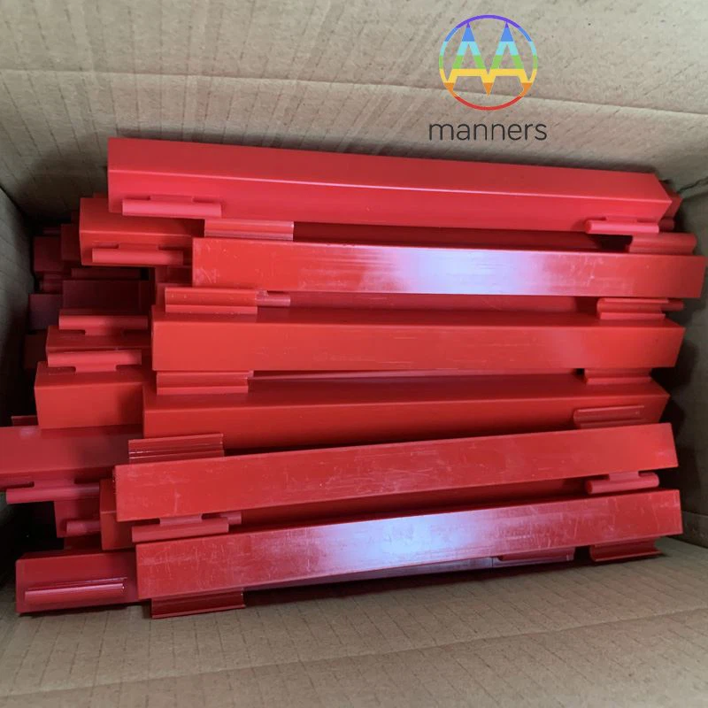 Sampel Bahagian Plastik Merah Mesin CNC Yang Disesuaikan Oleh Pelanggan Malay...