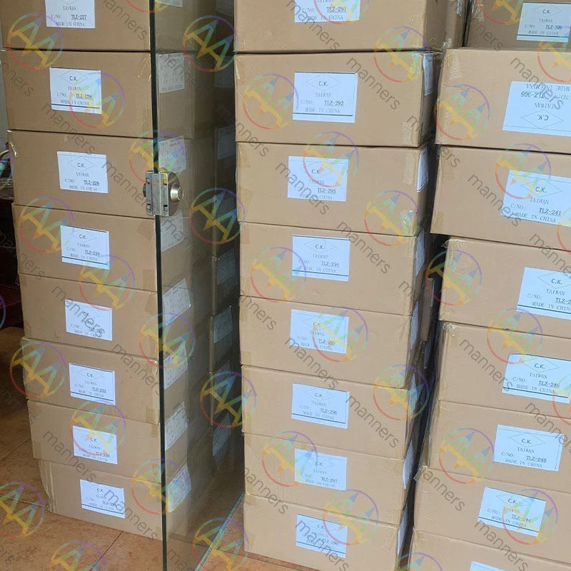 Pelanggan Jerman 10,000pcs Jarum Mikro Bersalut Emas Disesuaikan Mengurangkan...